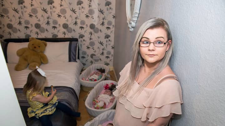 Mum And Four Children Forced To Share One Tiny Room As There Are No Council Houses 