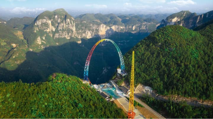 World's Biggest Swing With Speeds Of Up To 80mph Opens In China