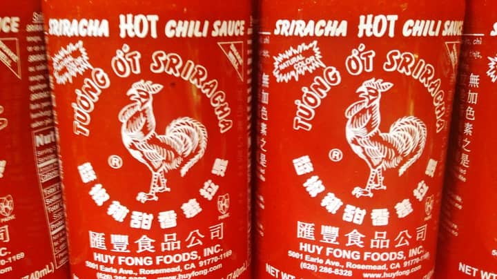 sjælden Mentalt whisky Bottles Of Sriracha Recalled In Australia Over Fears They'll Explode And  Squirt Hot Sauce In Your Eye - LADbible