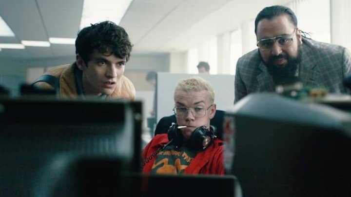 Cast Of First Black Mirror Movie 'Bandersnatch' Confirmed In New Photo