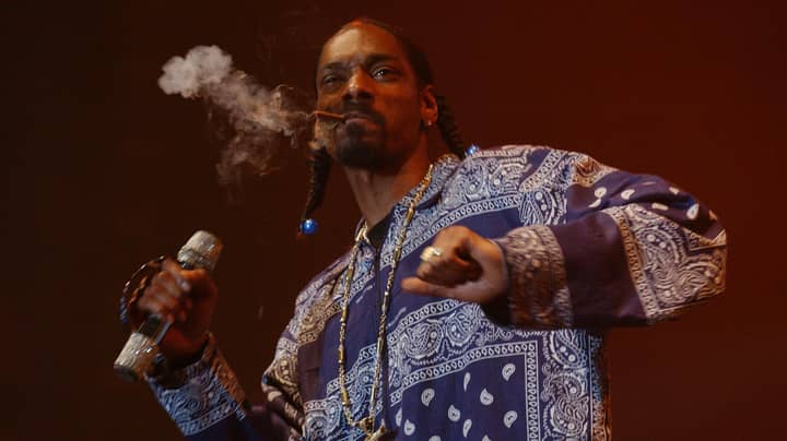 Fans Say Snoop Dogg Is 'Going To Hell' For Using Bible Papers To Smoke Weed