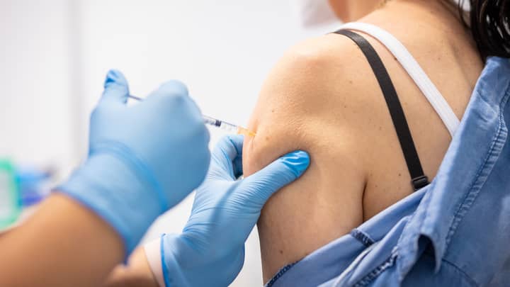 People Aged 25-29 In England Now Invited To Receive Vaccine