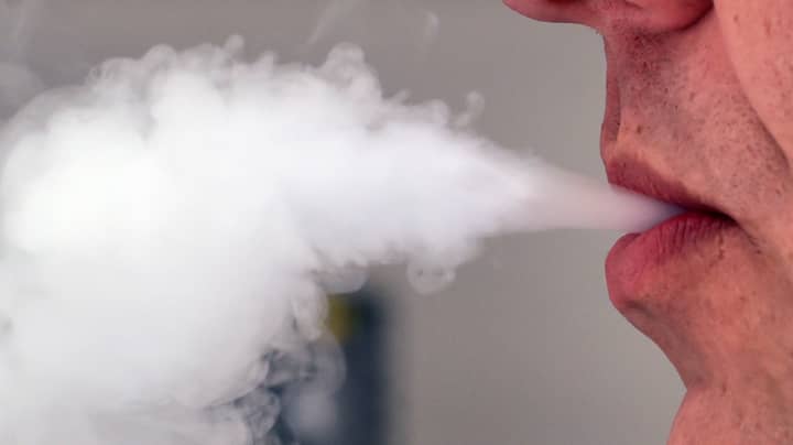 Scan Reveals First Reported Adult Case Of Vaping-Related Lung Disease In UK