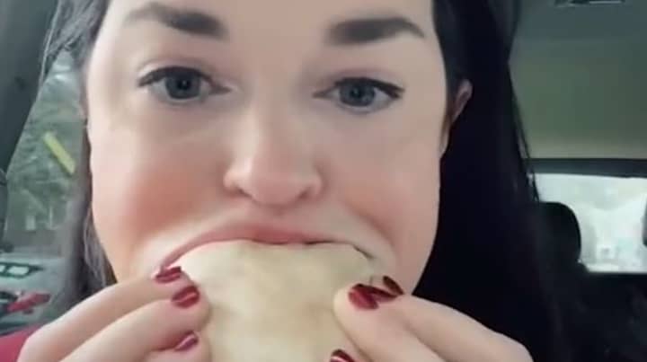 Woman Breaks Guinness World Record For How Wide She Can Open Mouth