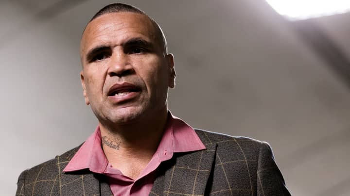 Anthony Mundine Knocked Out In First Round Without Landing One Punch