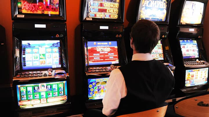 Former Gambling Addict Begs People Not To Use Pokies As Pubs And Clubs Reopen