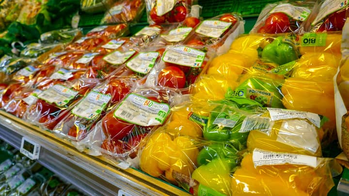 Spain Is Banning The Sale Of Fruit And Vegetables In Plastic Wrapping 