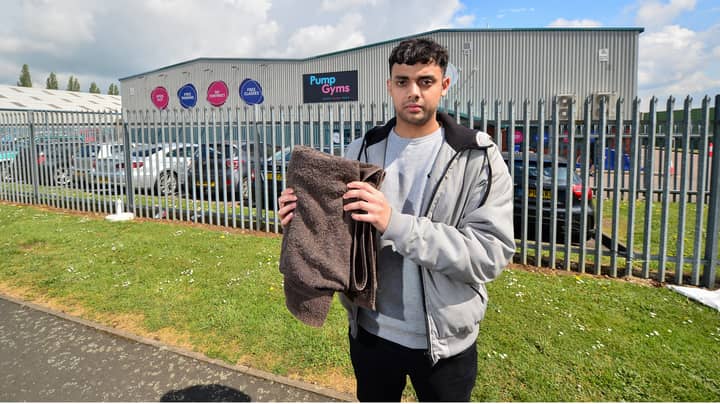 Police Investigating After Teenager Discovers Fellow Gym-Goer Masturbated Into His Towel