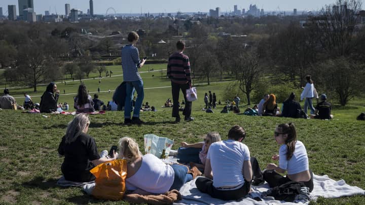 ​UK Set For Mini-Heatwave This Weekend With Highs Of 20°C