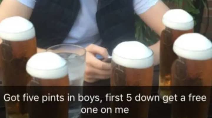 Guy Gets His Mates To The Pub By 'Copy And Pasting' His Pint On Snapchat