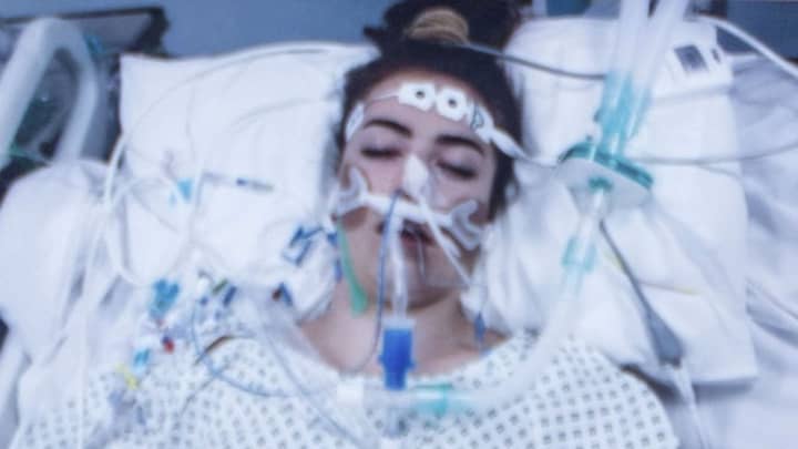 Mum Shares Shocking Photo Of Daughter Fighting For Her Life After Taking MDMA  