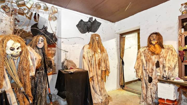 160-Year-Old 'Mystic House' For Sale Looks Like Something From A Horror Movie