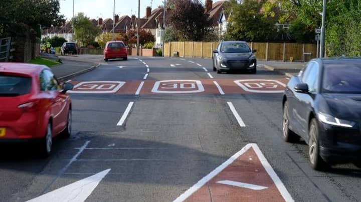 Motorists Baffled As Road Markings Show Different Speed Limits