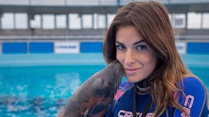 Former Italian Beauty Queen Shows Effects Of Acid Attack On Live TV