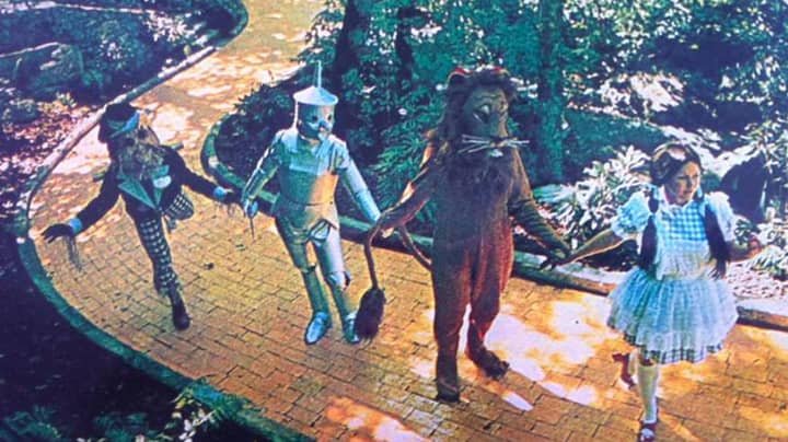 Eerie Wizard Of Oz Theme Park Is Reopening For 6 Days Only