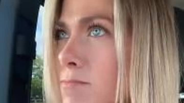 Jennifer Aniston Lookalike Takes TikTok By Storm Quoting Lines From Friends
