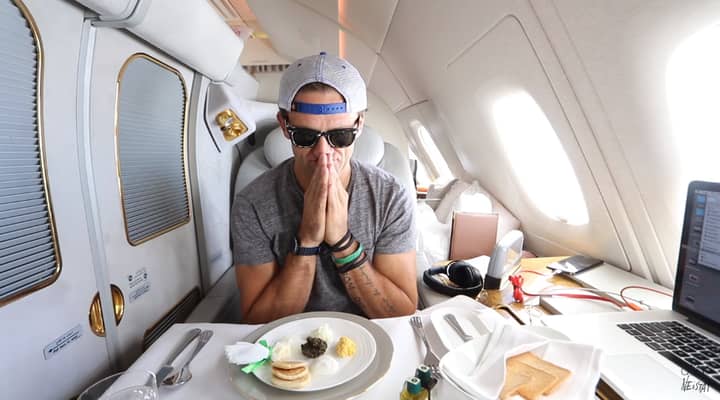 What You Get When You Pay £16K For A First Class Emirates Flight