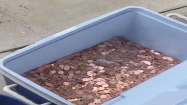 Man Pays Final Child Support Payment With 80,000 Coins 