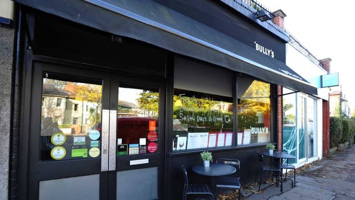 Bully S Restaurant Names And Shames No Shows On Social Media Ladbible